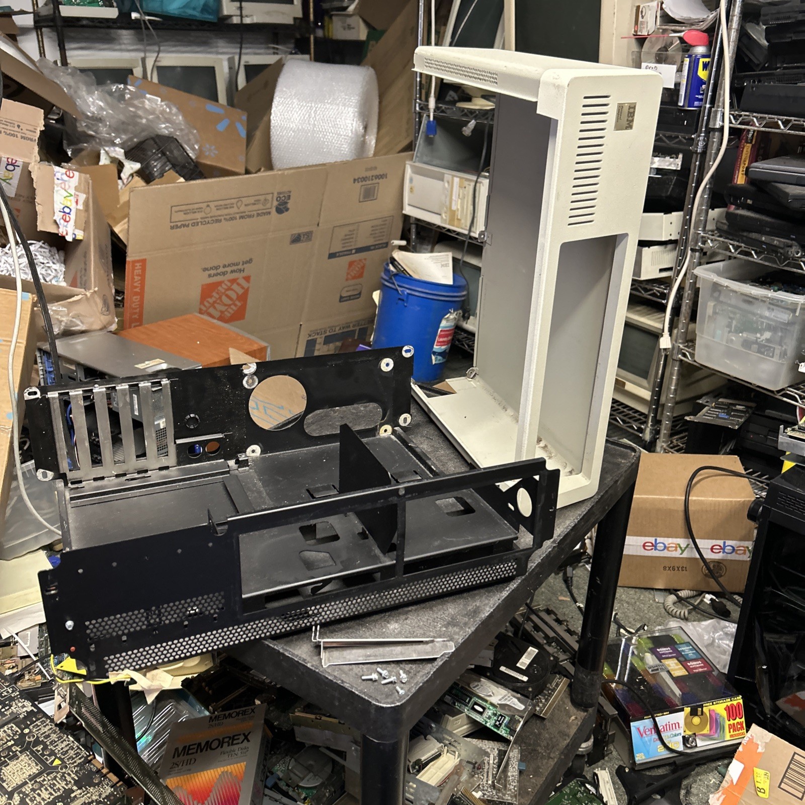 Vintage IBM 5150 Personal Computer PC case retro sleeper build beige