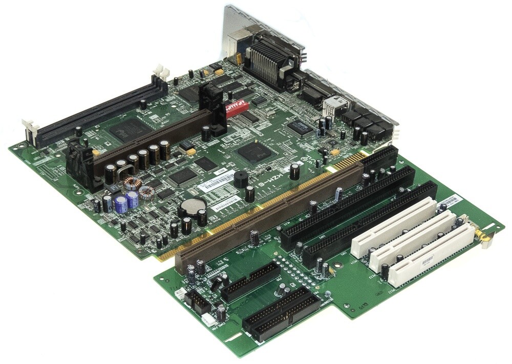 HP D4066-60005 SLOT1 2x SDRAM KZM-6120 2x ISA 3x PCI