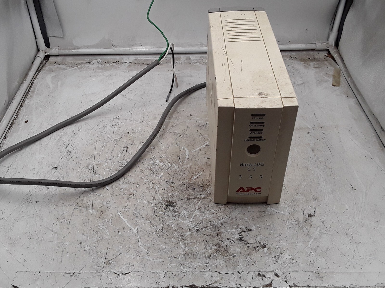 APC Back-UPS CS 350