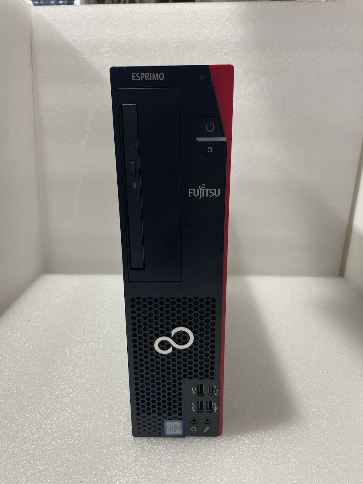 Fujitsu Esprimo D958 500gb HDD Win 11 i7-8700 6 Core 3.20ghz 16gb DDR4 Ram DVD