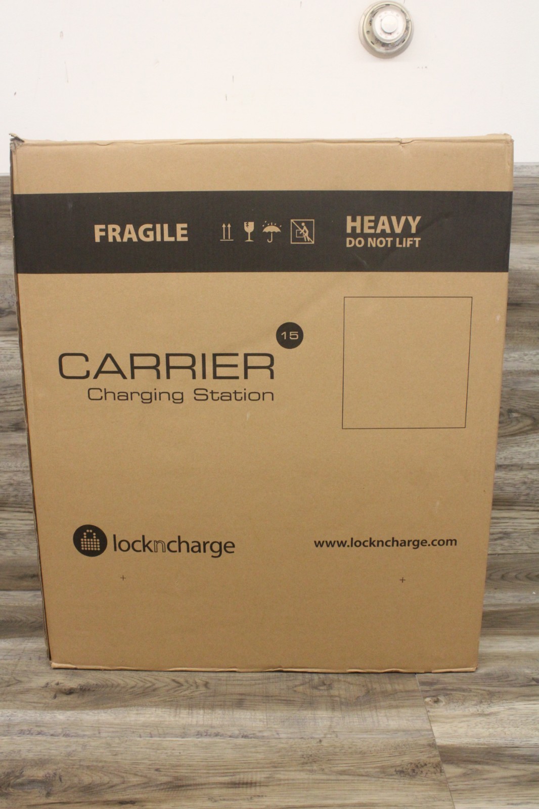 LocknCharge Carrier 15 Charging Station