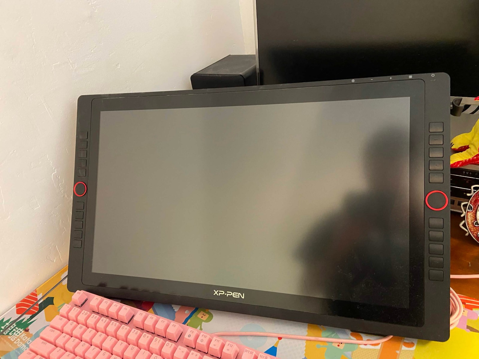 BARELY USED Xp-pen Artist 22r Display Drawing Tablet - COMES WITH EVERYTHING