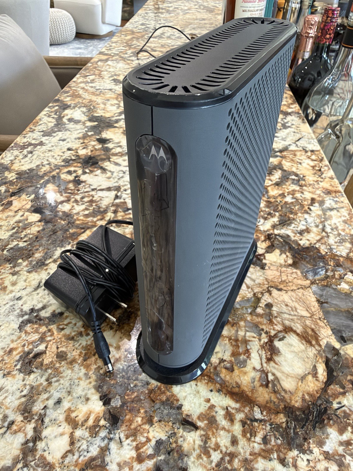 Motorola MB8611 DOCSIS 3.1 2.5Gbps Cable Modem w/ Power Adapter