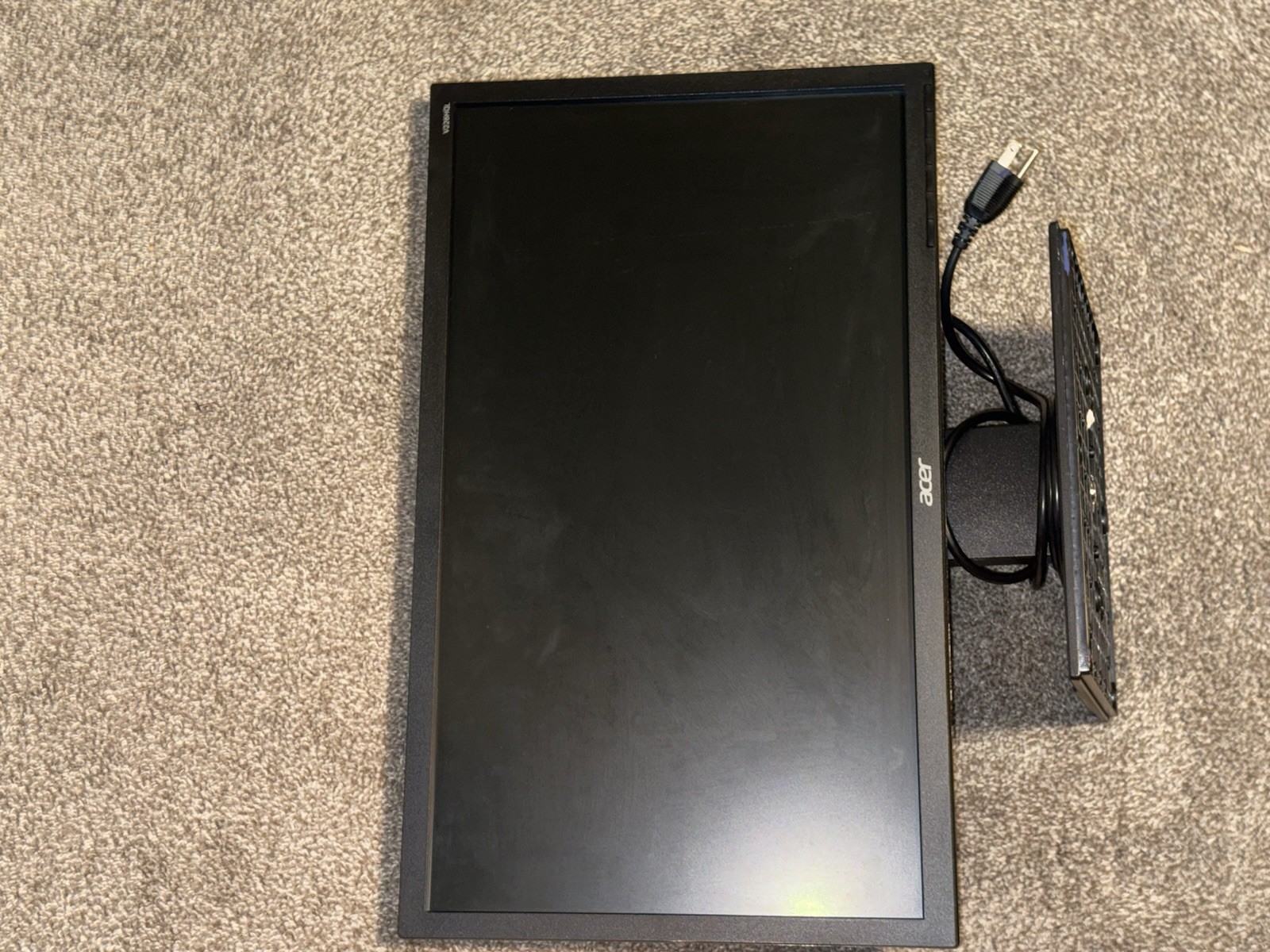 Acer V226HQL 21.5in LED Widescreen Monitor 1080p 60Hz 5ms VGA DVI Black