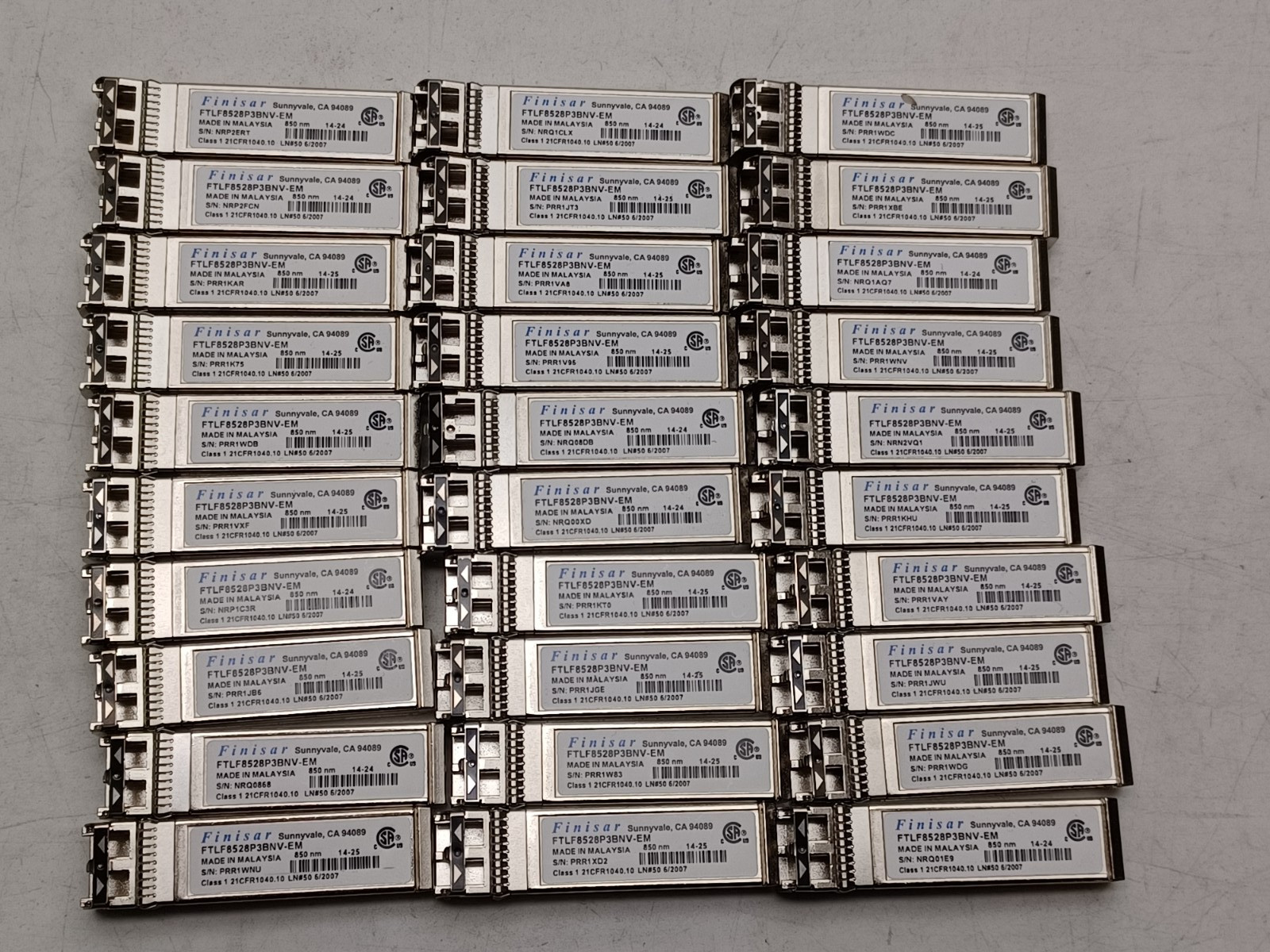 Lot of 30 FINISAR 8GB SFP SW 850NM TRANSCEIVER FTLF8528P2BCV