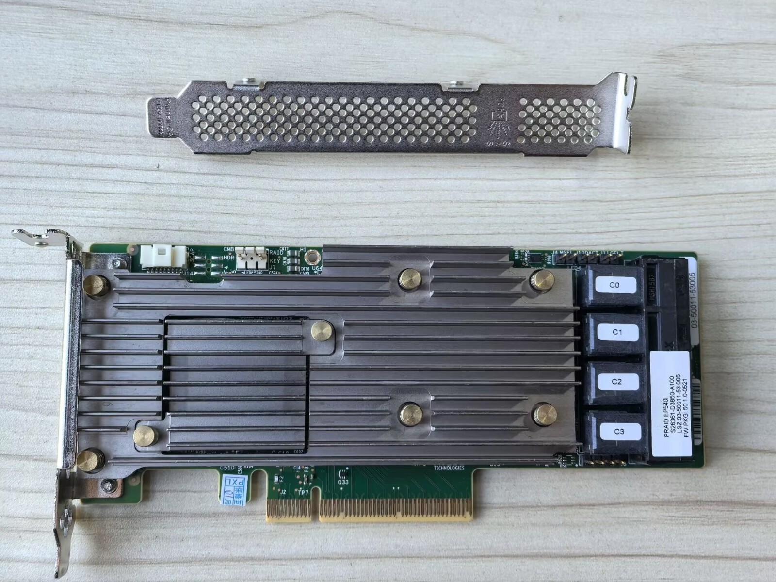 fitfor FUJITSUPRAID EP540i FH/LP SAS/SATA/PCIE-NVMeRaidControllerBased on LSI