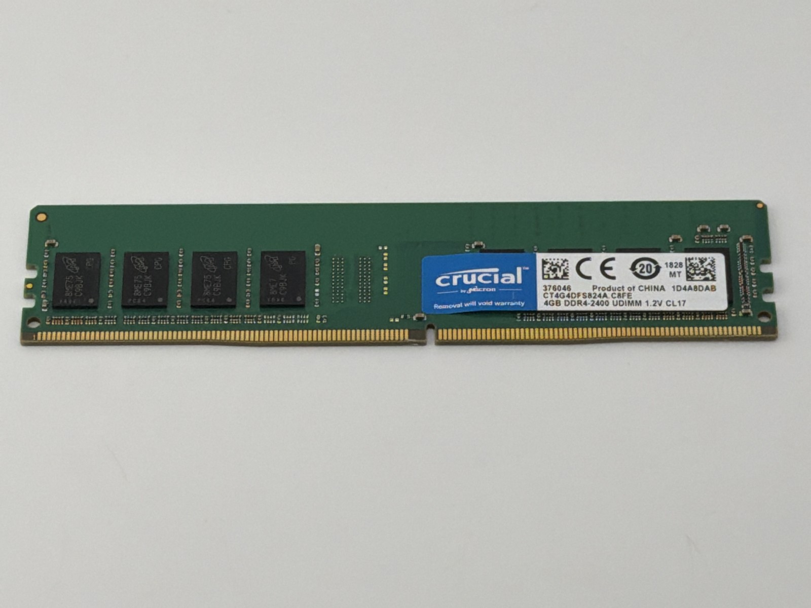 Crucial CT4G4DFS824A 4GB DDR4 2400MHz RAM Very Good