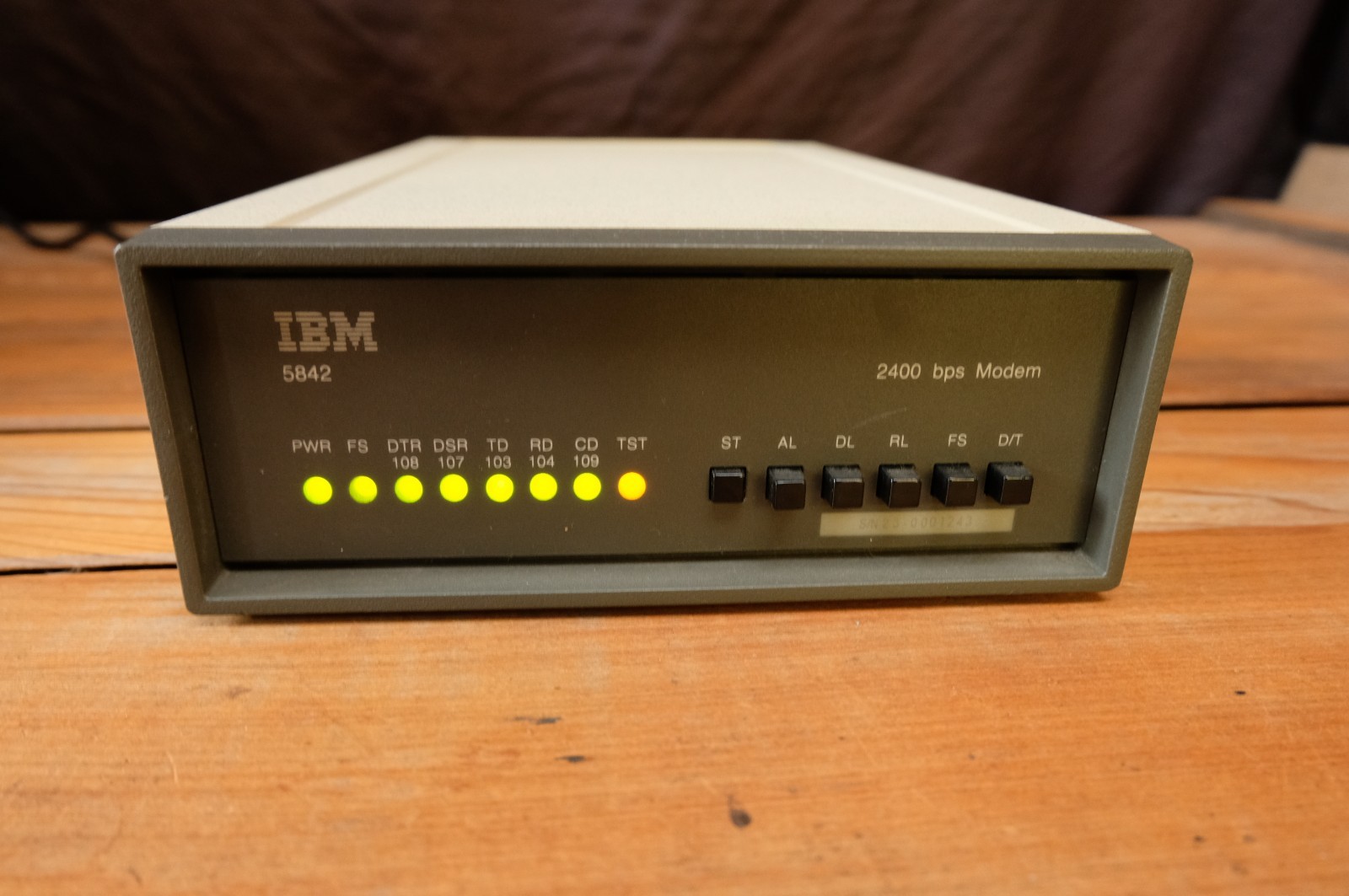 Vintage IBM 5842 2400 bps Modem External Modem 1980's NICE