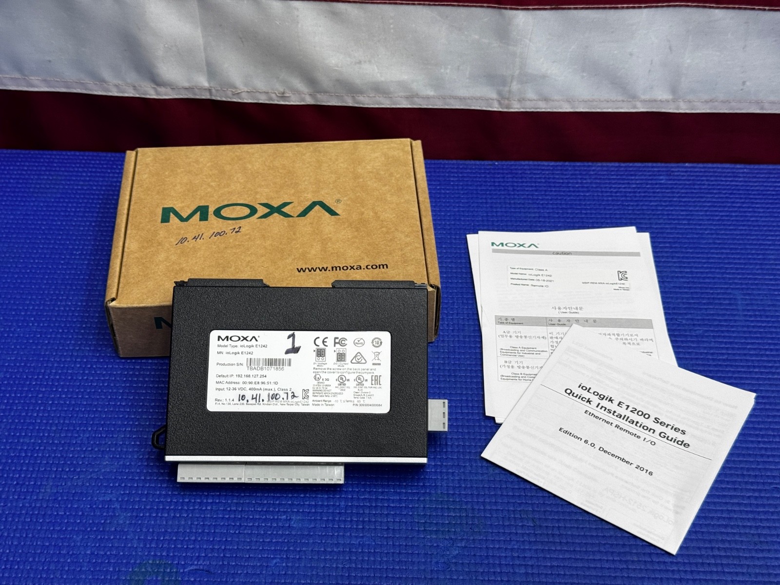 Moxa IOLOGIK E1242 Ethernet Switch 12-36VDC 400mA Class 2 Rev: 1.1.4
