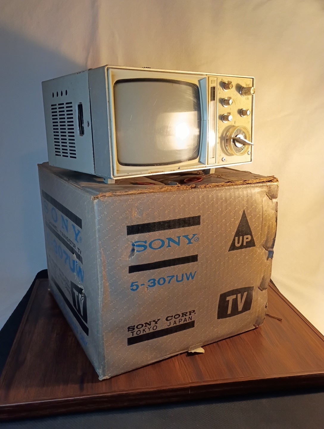 🔥Vintage Sony 5-305UW 5" Channel Transistor Television Untested Modified 