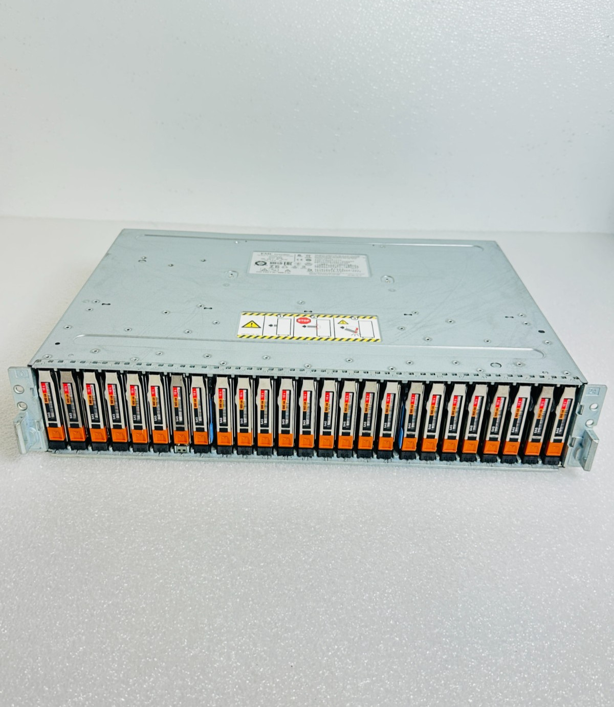 EMC Corporation SAE 21800TB SAS HDD | Hard Drive Expansion Array - 