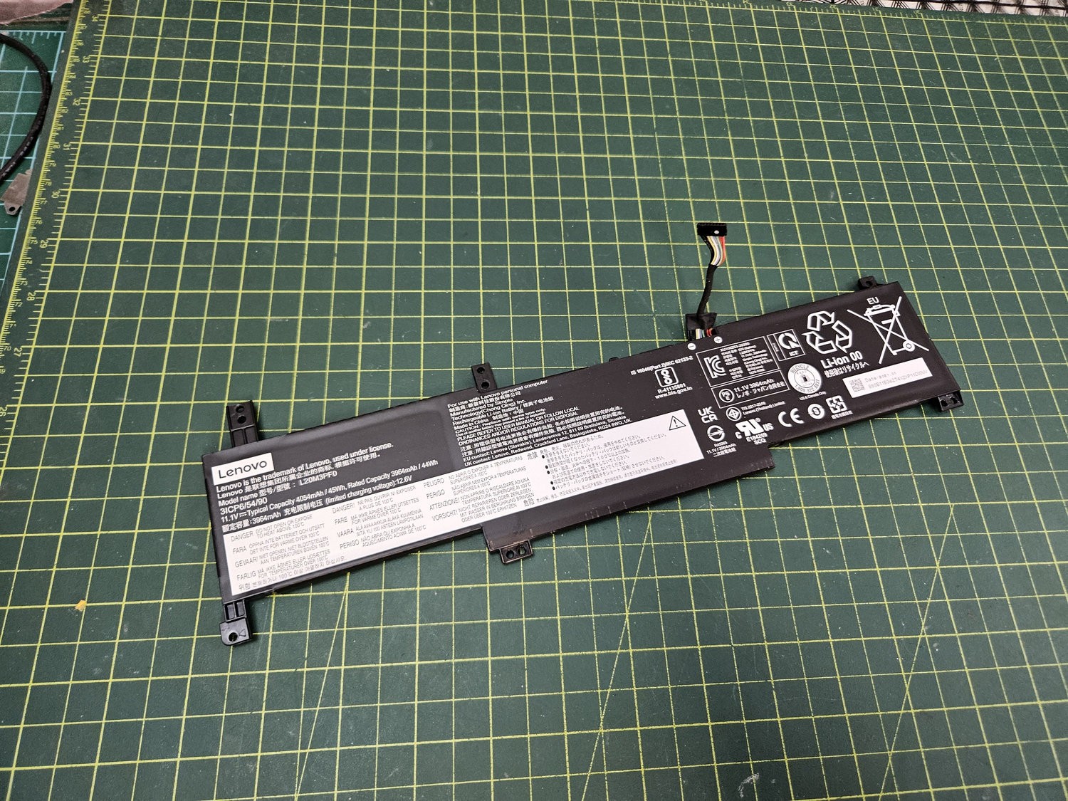Genuine Lenovo IdeaPad 3 15ITL6 Battery 11.1V 45Wh 3964mAh L20M3PF0 90-100%