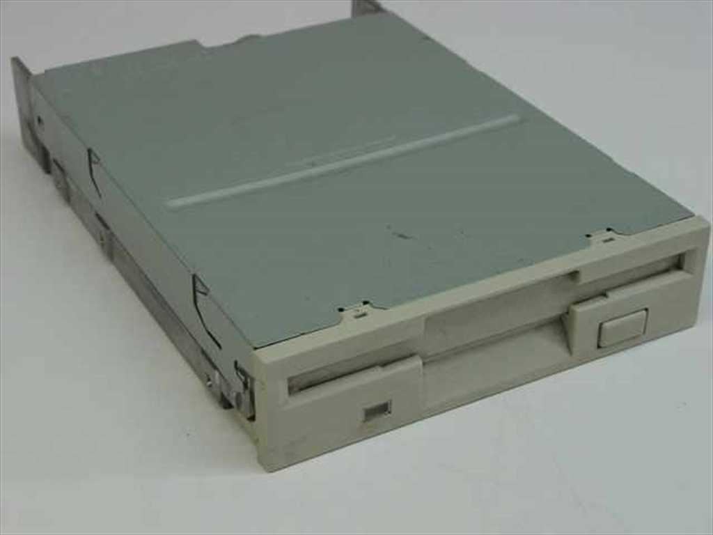 TEAC FD-235HG 193077A3-04 3.5 inch 1.44MB Internal Floppy Disk Drive A304-U5