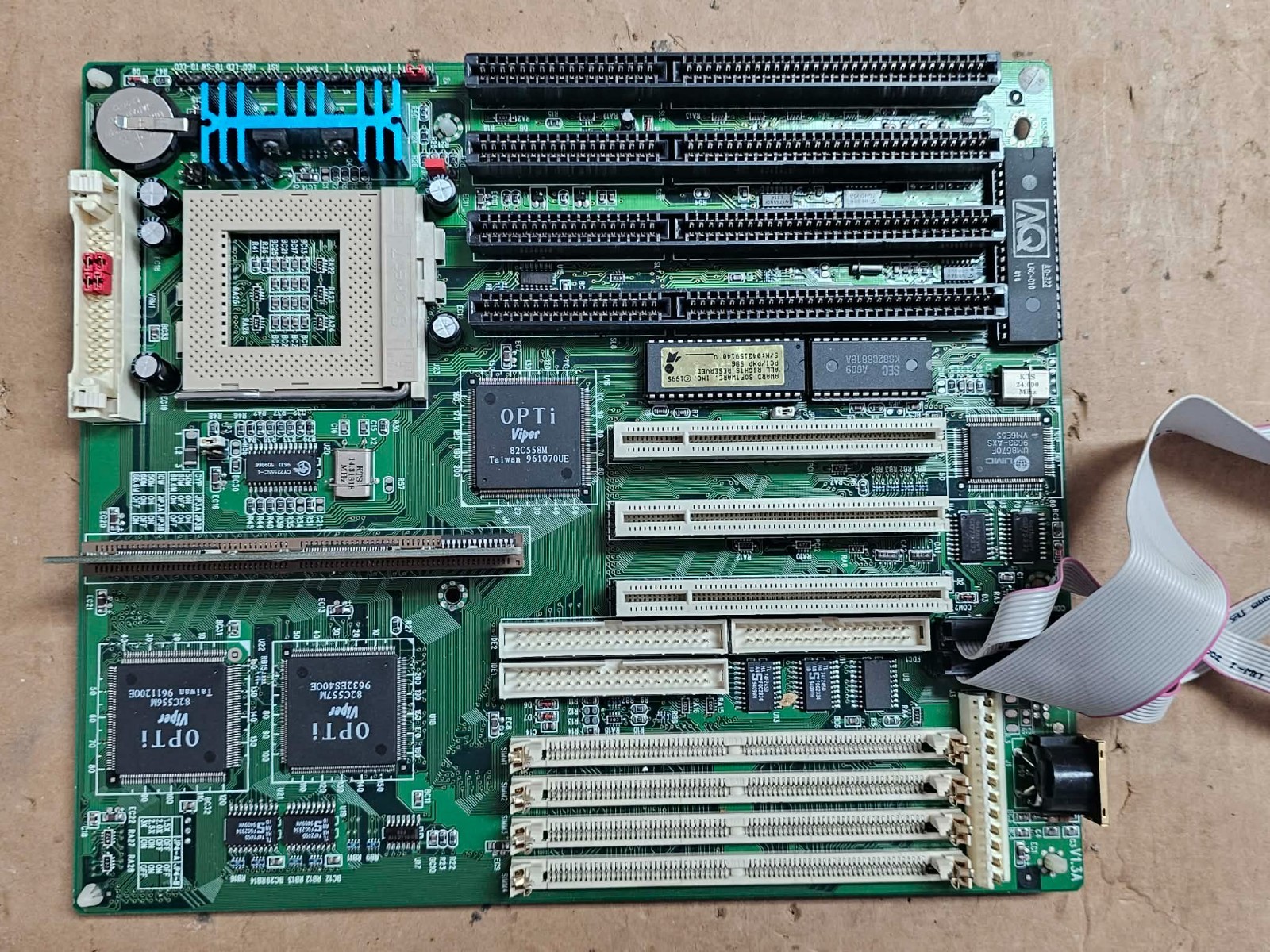 Retro Gaming Elpina PCChips M519 Baby AT Motherboard w/Cache PCI ISA Socket7