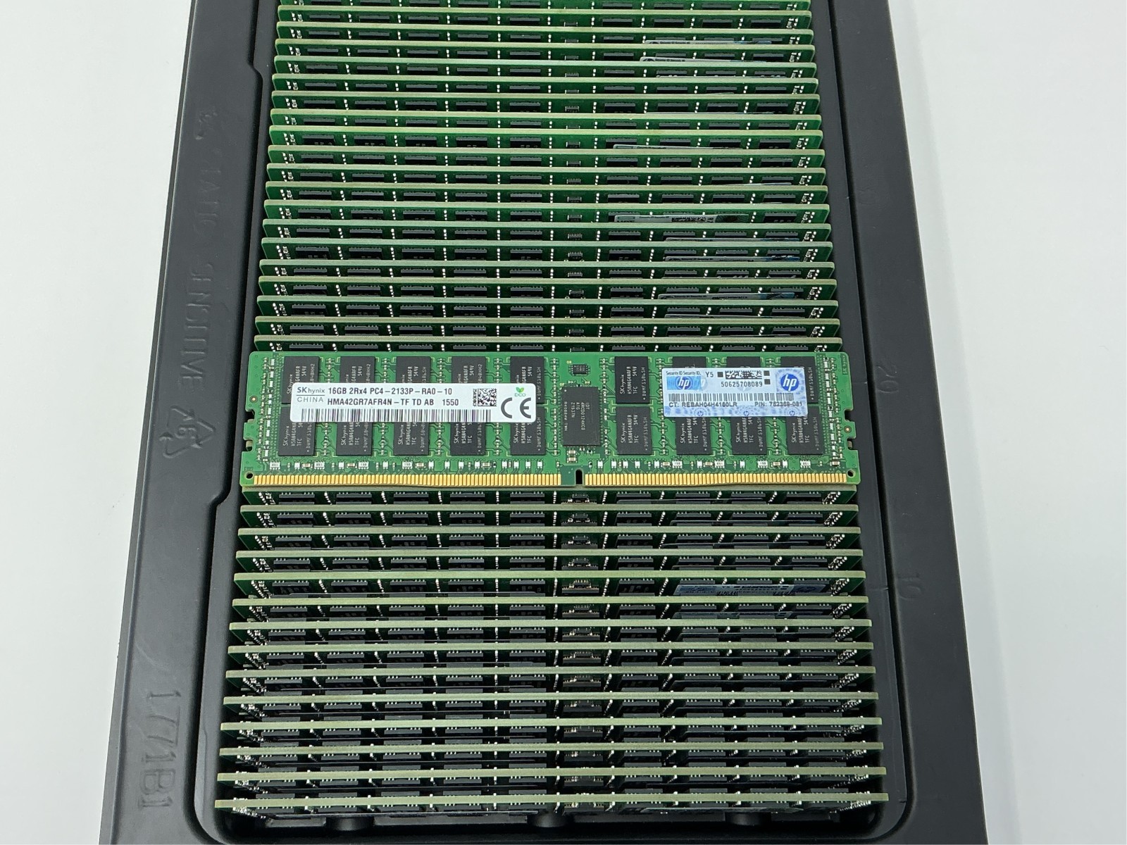752369-081 HPE 16GB 2Rx4 PC4-2133 DDR4-17000 RDIMM Memory 726719-B21