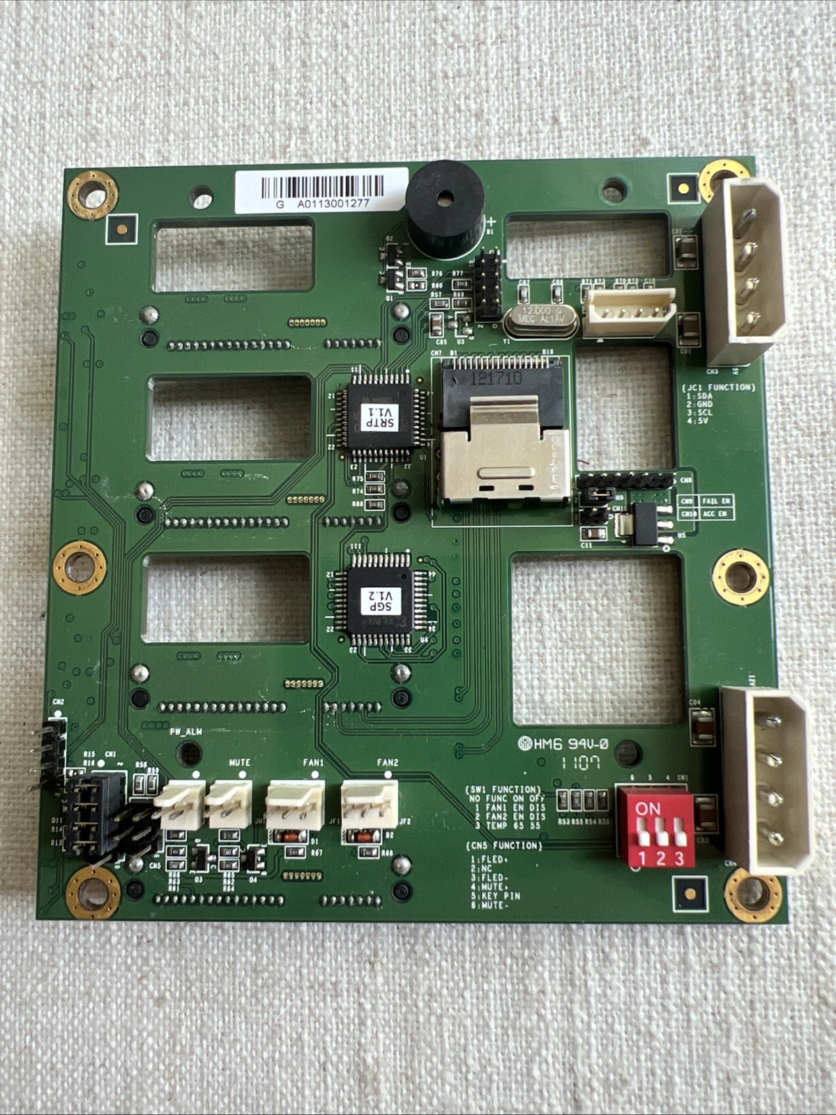 CHENBRO 80H103314-003RA0 BACKPLANE 4 PORT SAS/SATA Card