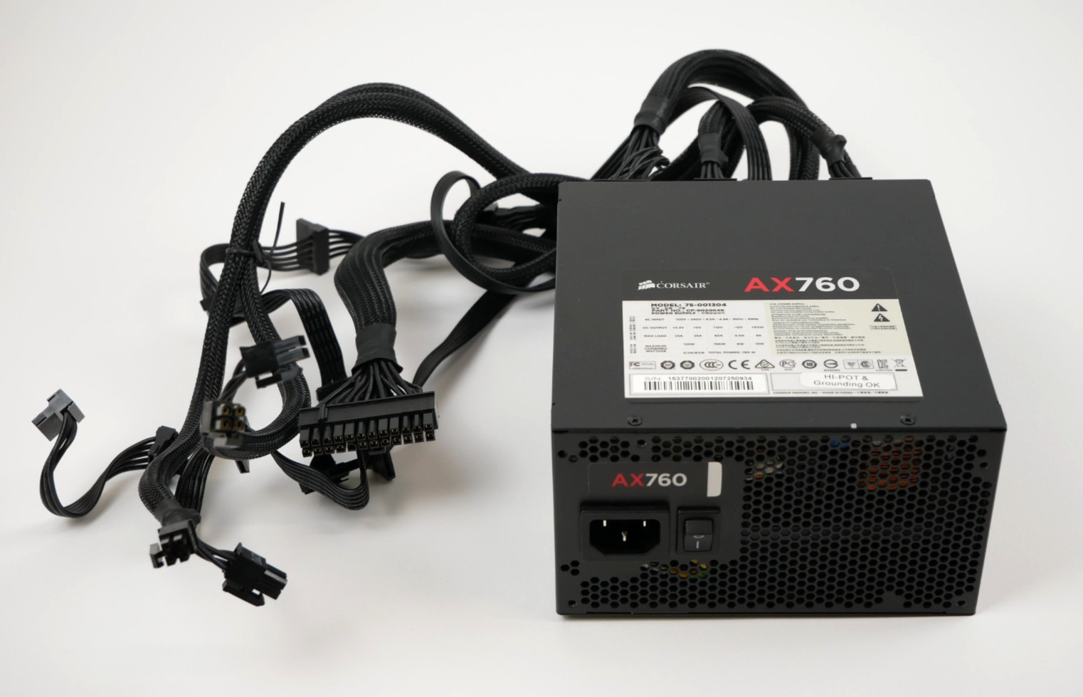 Corsair AX760 75-001304 CP-9020045 760W 80Plus Platinum ATX Power Supply