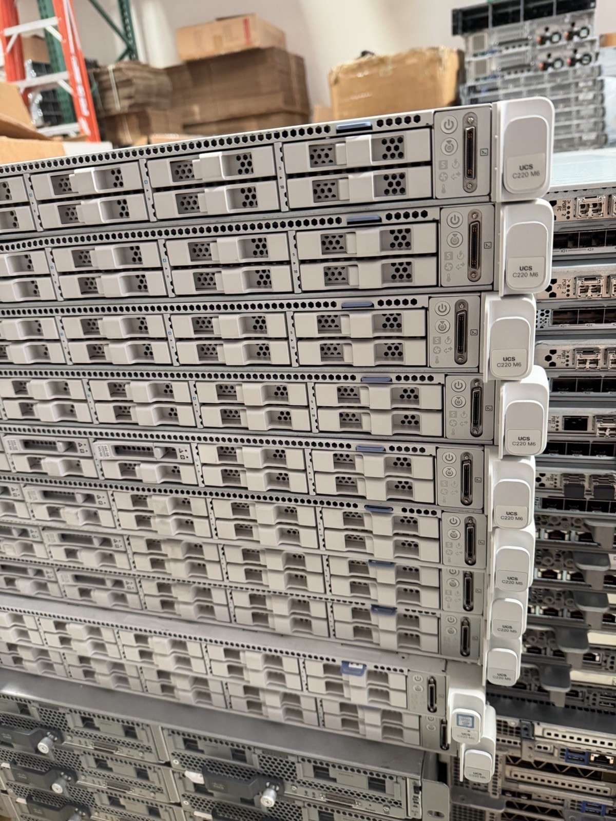 Cisco UCS C220 M6 2x 3rd Gen Scalables 32-DIMM w/o CPU/MEM/DRIVES barebone