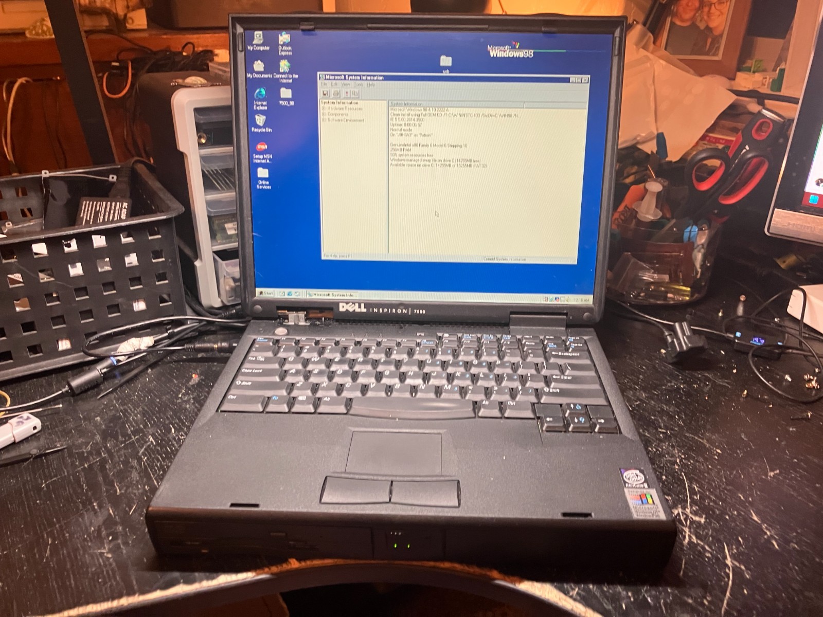 Rare Vintage Dell Inspiron 7500 15" P2 400MHz 256MB RAM 16GB SSD Mod Win 98SE