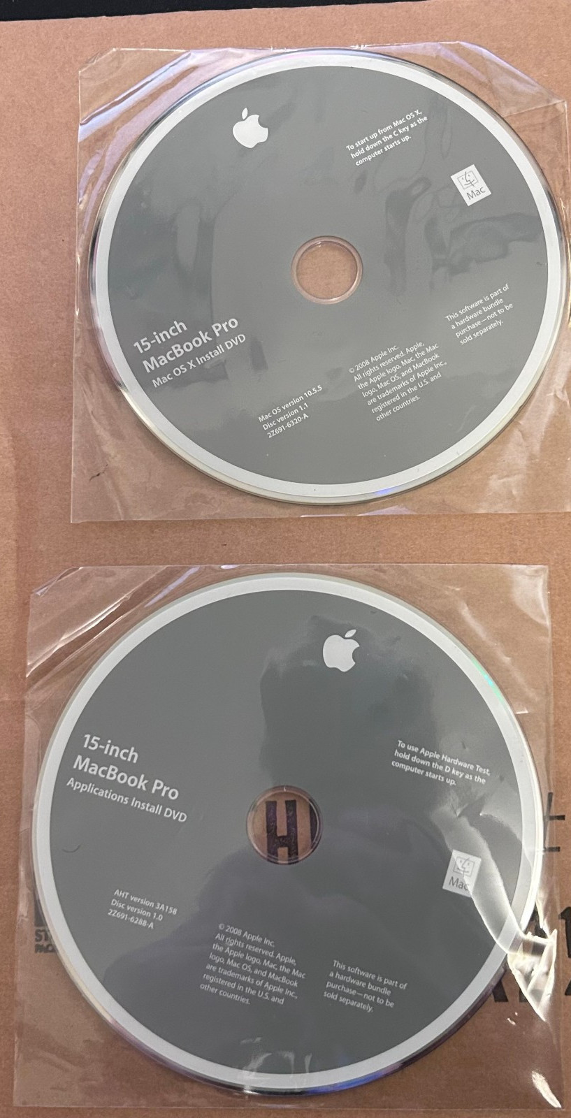 Apple 15" MacBook Pro Restore DVDs Mac OS X 10.5.5 2Z691-6320-A 2Z691-6288-A