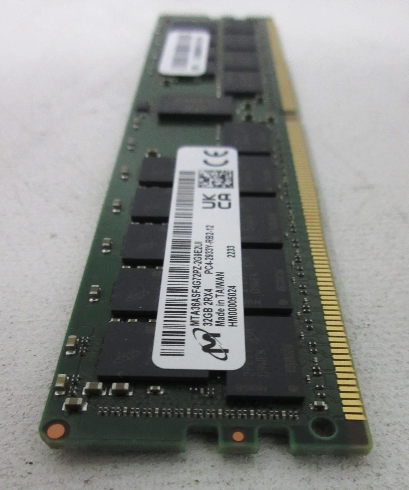 32GB Micron ECC PC4-2933Y-RB2-12 Server Memory MTA36ASF4G72PZ-2G9E2UI