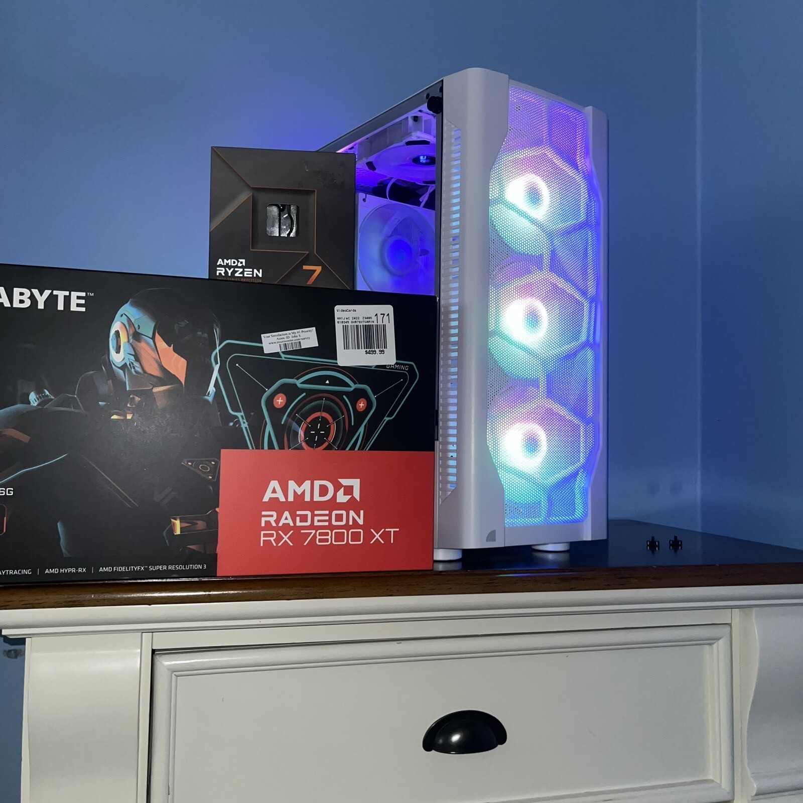 white light 4k gaming pc