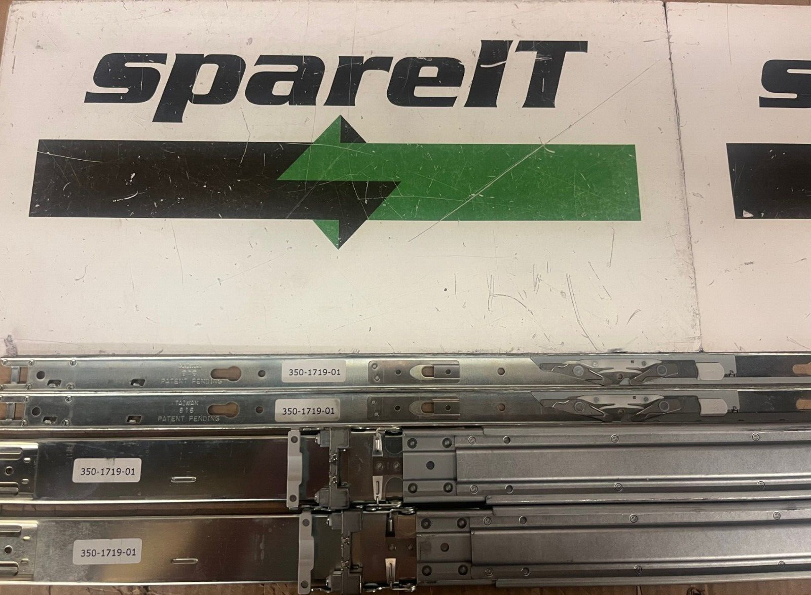 Sun Oracle 1U/2U Rack Rackmount rail kit 350-1719-01
