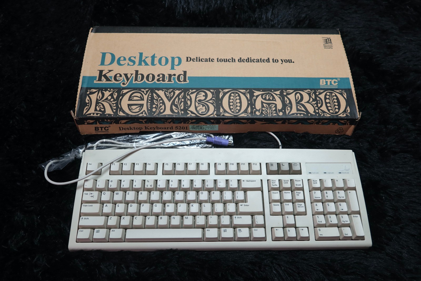 BTC DeskTop Keyboard Model 5201 Industrial Mechanical PS/2 Vintage Tested & box