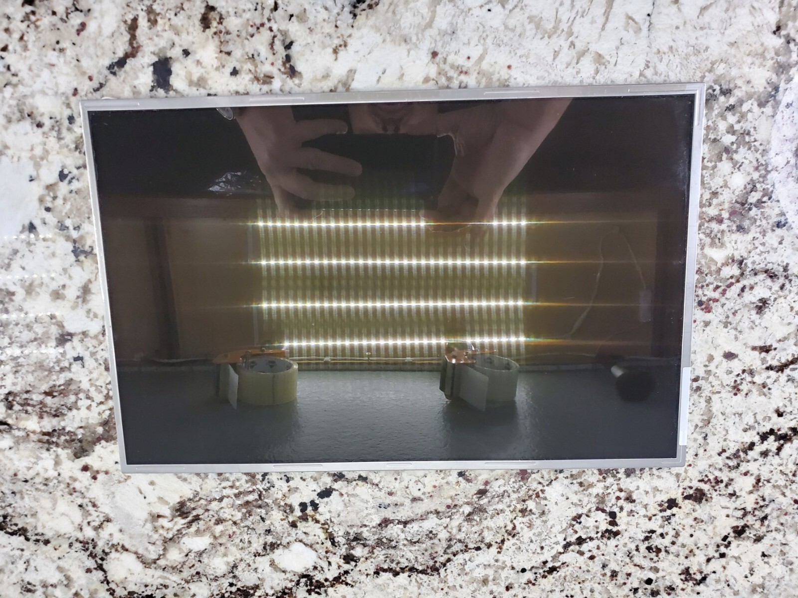 AU Optronics 15.4" 1280x800 WXGA 32pin Laptop Glossy LCD Screen B154EW04 V.B