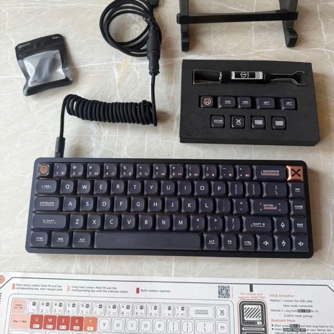 IQUNIX Magi65 Black 65% Mechanical Keyboard Bluetooth 2.4GHz USB-C Hot-Swap