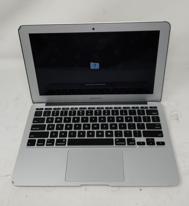 APPLE A1465 MACBOOK AIR 11-INCH, EARLY 2015 Laptop I5-5250U 8GB 121GB SEE NOTES