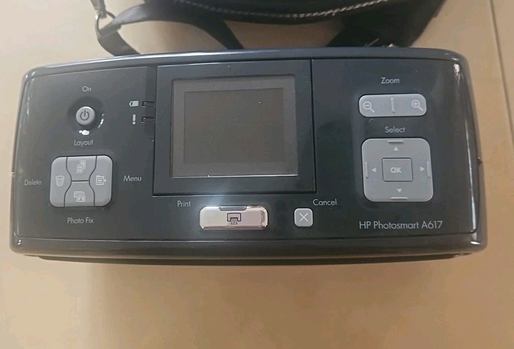 HP Photosmart A617 Digital Photo Inkjet Printer