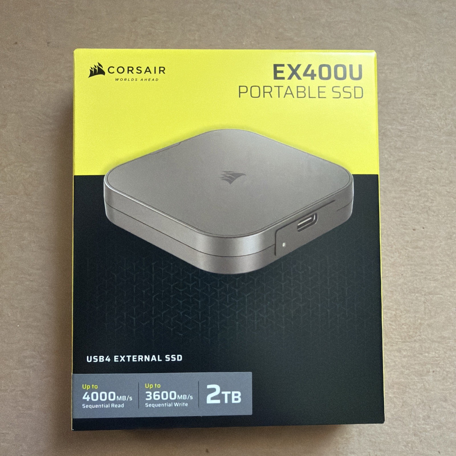 CORSAIR - EX400U USB4 2TB External Portable SSD