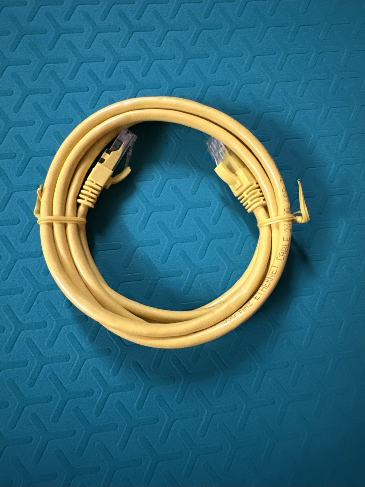 ANSI/TIA-568C, Yellow Network Cable, 550 MHz, 5.8 Feet , Brand New