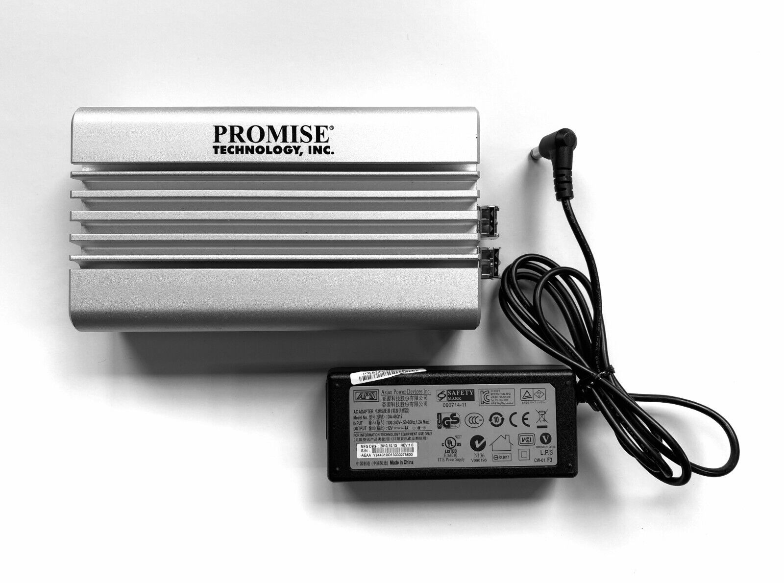 Promise Technology SANLink F1002 Fibre Channel to Thunderbolt Adapter