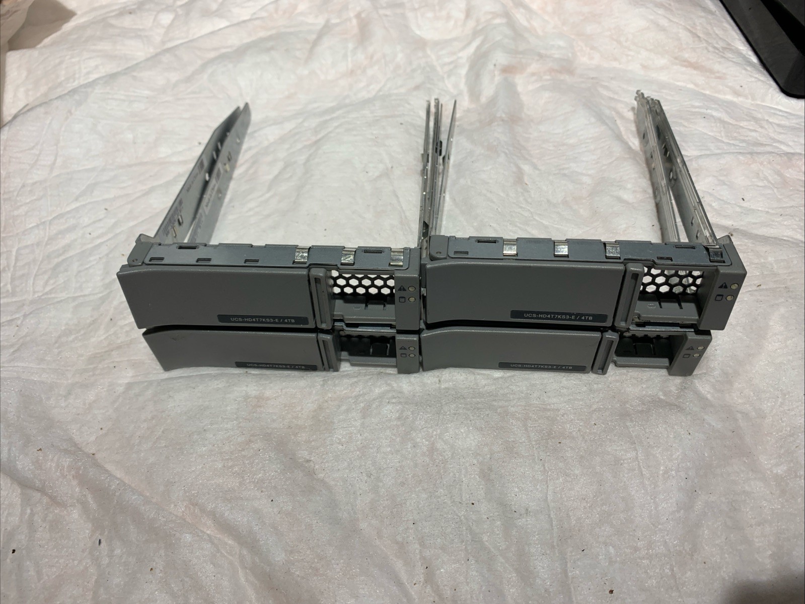 Cisco UCS 3.5" LFF HDD Tray Caddy 800-37836-01 SAS SATA OEM Lot of 4