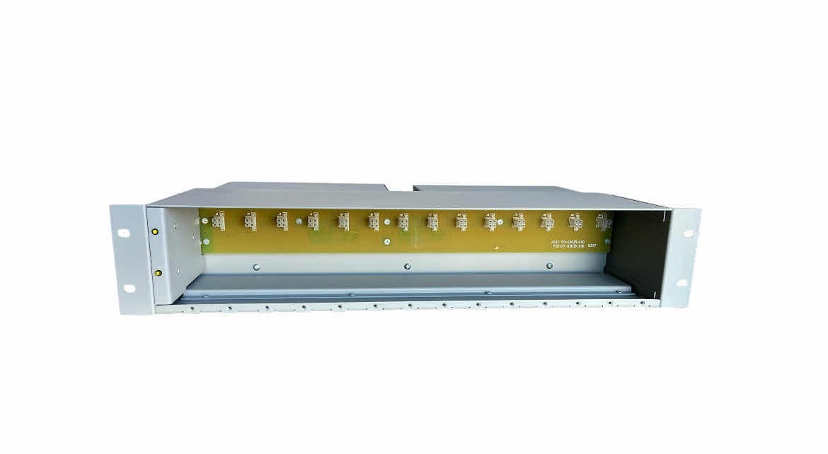 Omnitron Systems 4385 Media Converter Chassis 14-Slot Rackmount Dual Power Suppl