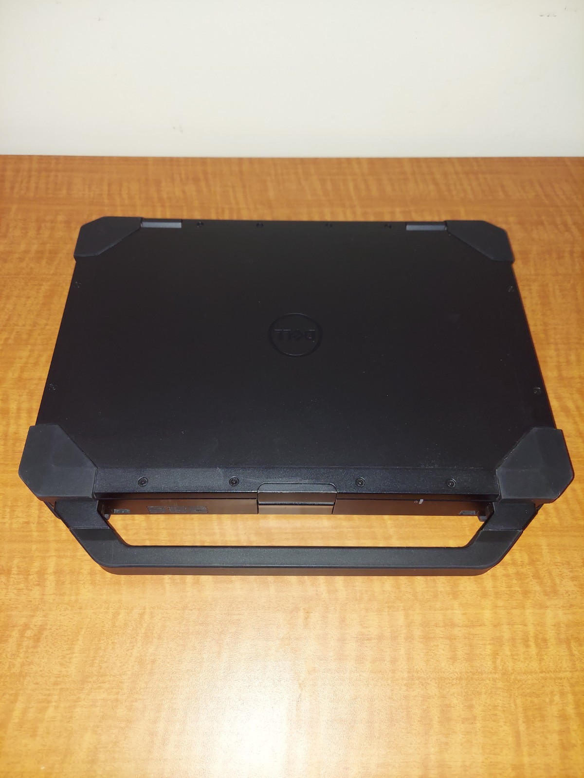 Dell Latitude 5424 Rugged i7-8650U 8GB 512GB SSD 14' Touch Screen RGB Camera