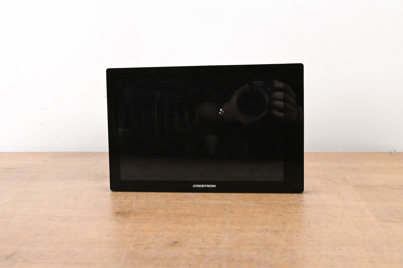 Crestron TSW-1060-B-S 10.1" Touch Screen, Black Smooth CG015X9