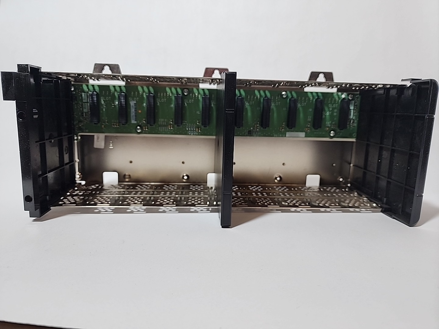 USED Allen Bradley 1756-A10 /B 10 Slot Chassis / Rack 