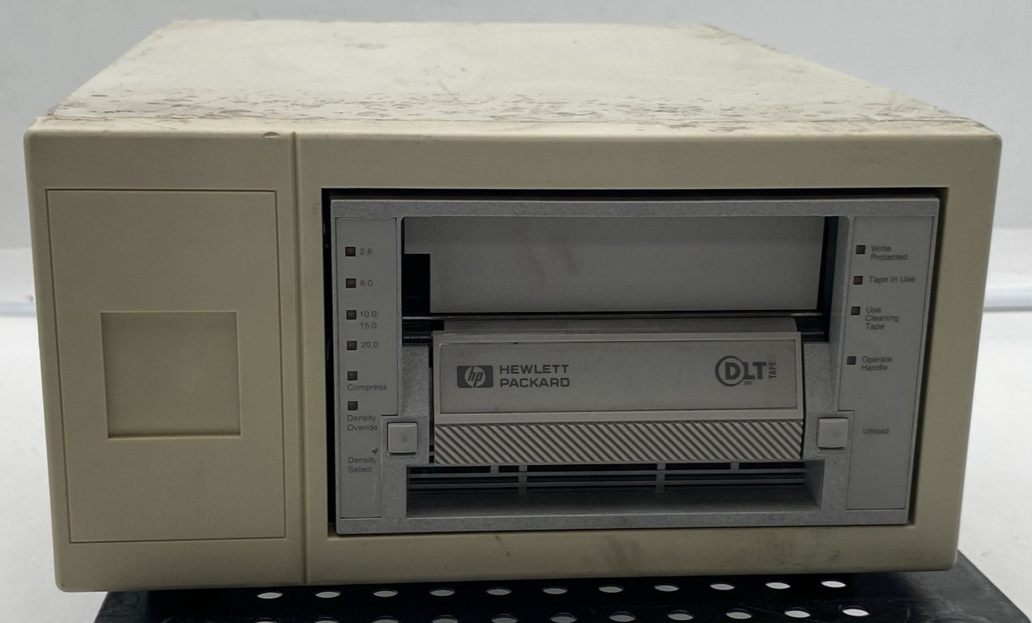 HP DLT 30-60161-01 External Tape Drive