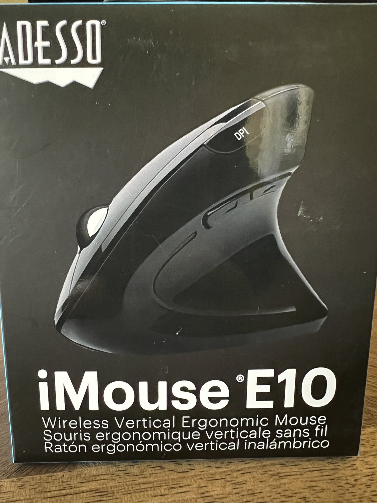 Adesso iMouse E10 Adesso iMouse E10 - 2.4 GHz RF Wireless Vertical Ergonomic Mou