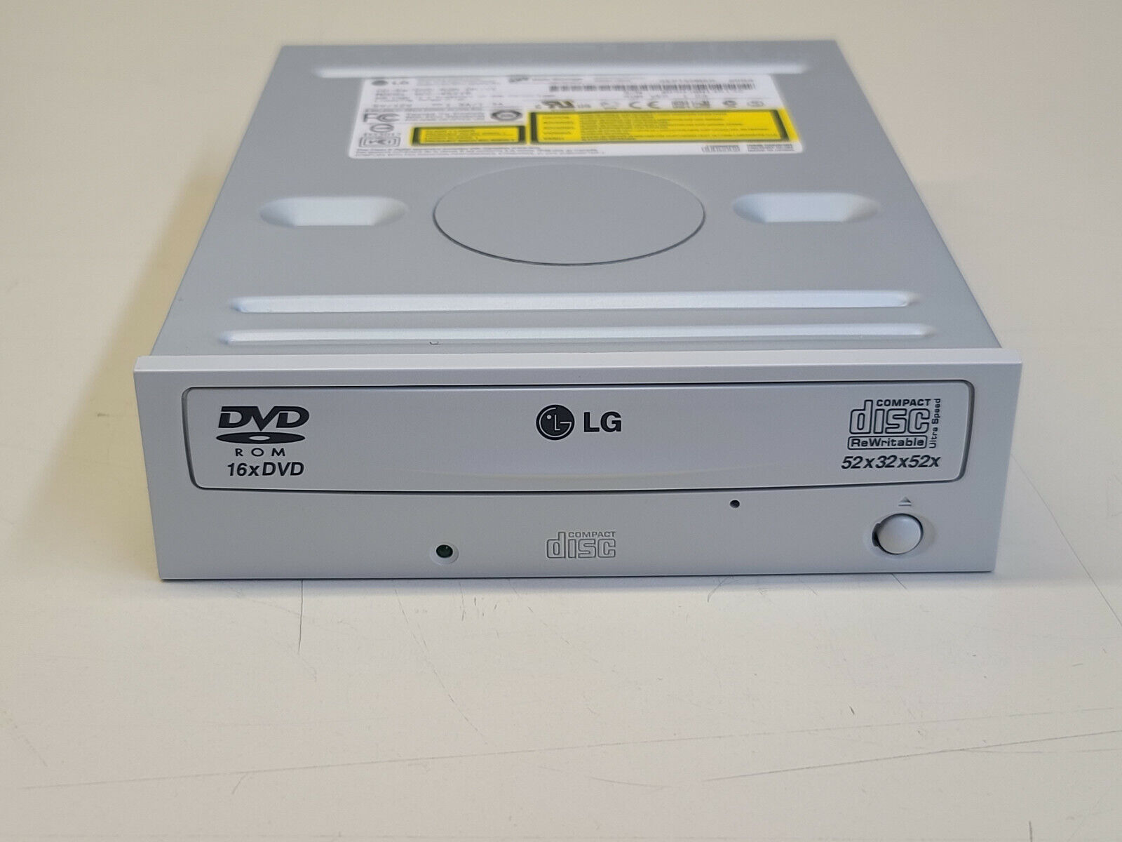 LG GCC-4521B Beige IDE 16x DVD-ROM 52x32x52x CD-RW COMBO September 2004 TESTED