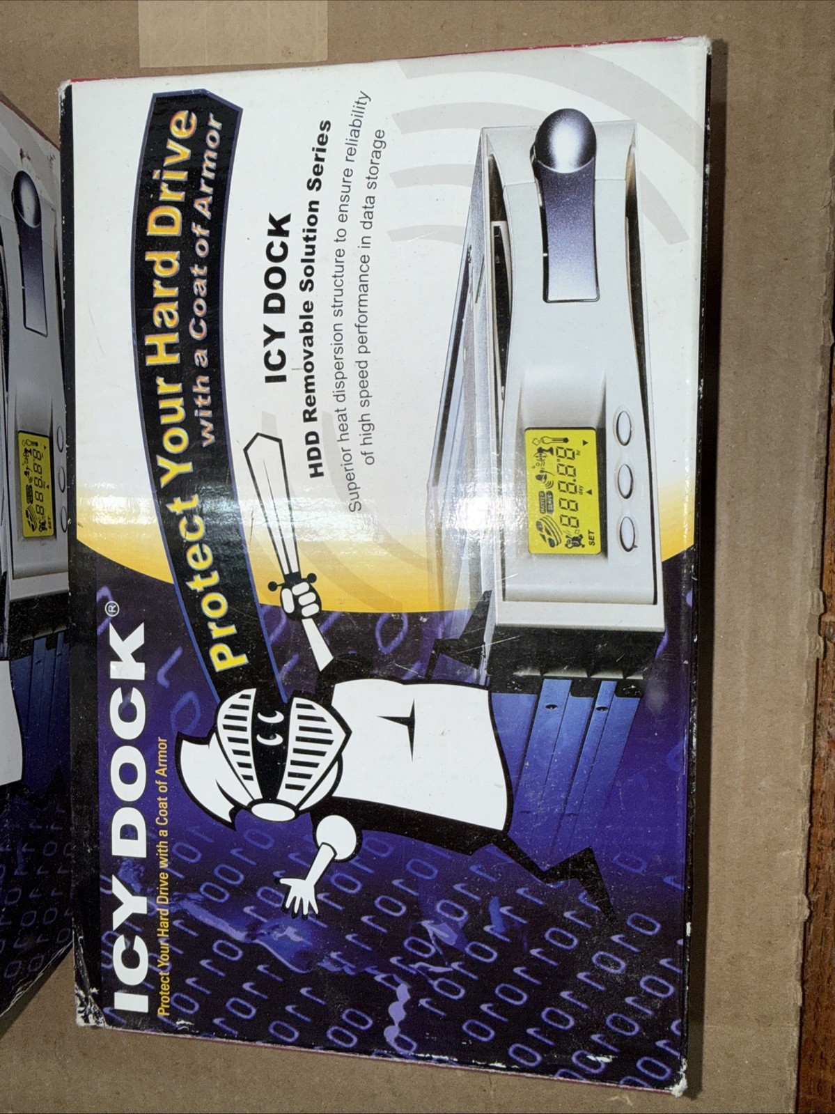 Icy Dock MB123AK IDE Enclosure 3.5" Hard drives Removable HDD Kit Brand New