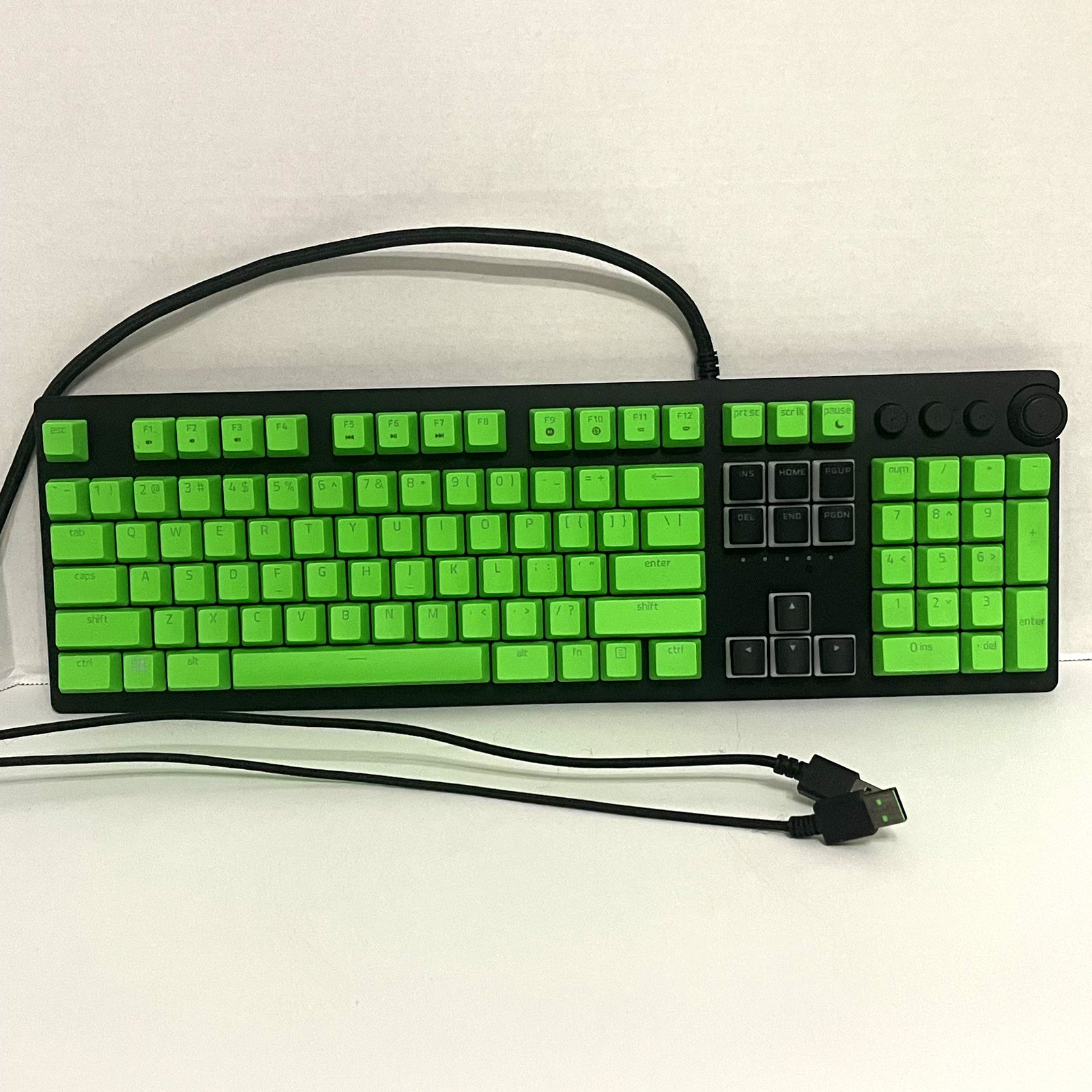 Razer Huntsman Elite RGB Gaming Keyboard Purple Optical Switches Custom Keycaps