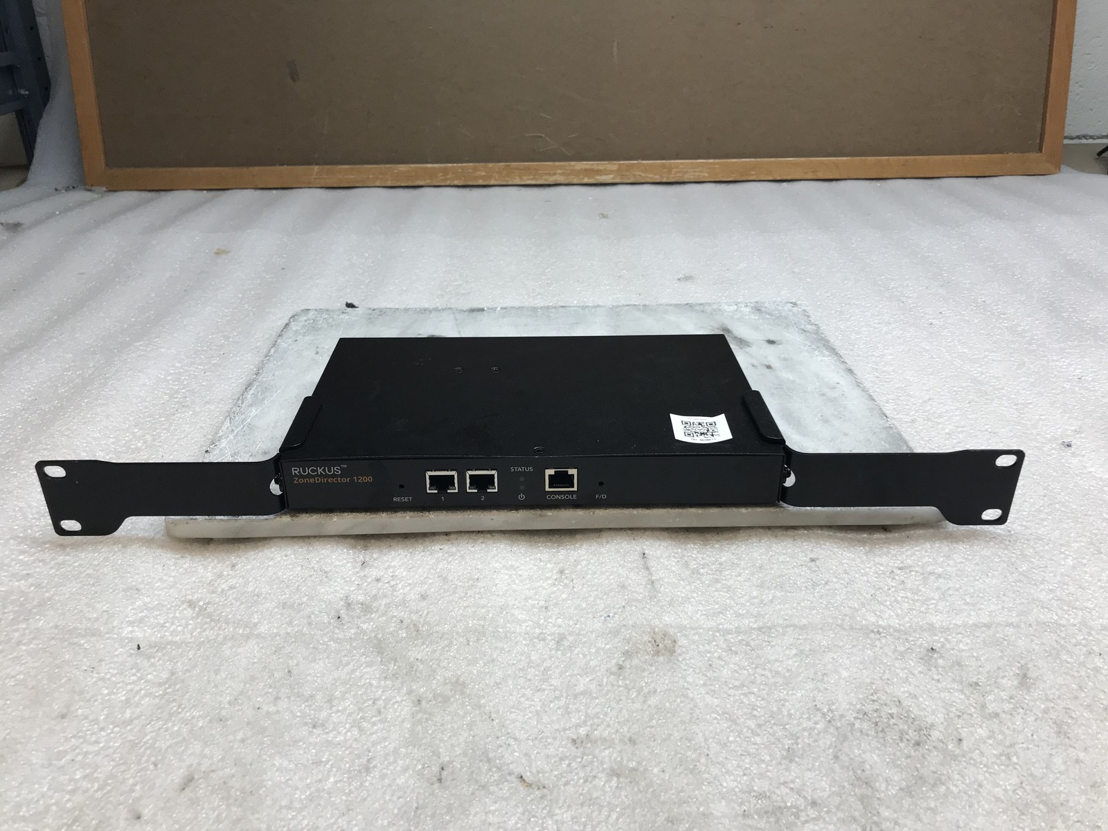 Ruckus ZoneDirector 1200 Smart Wireless LAN Controller ZD1200 No Adapter