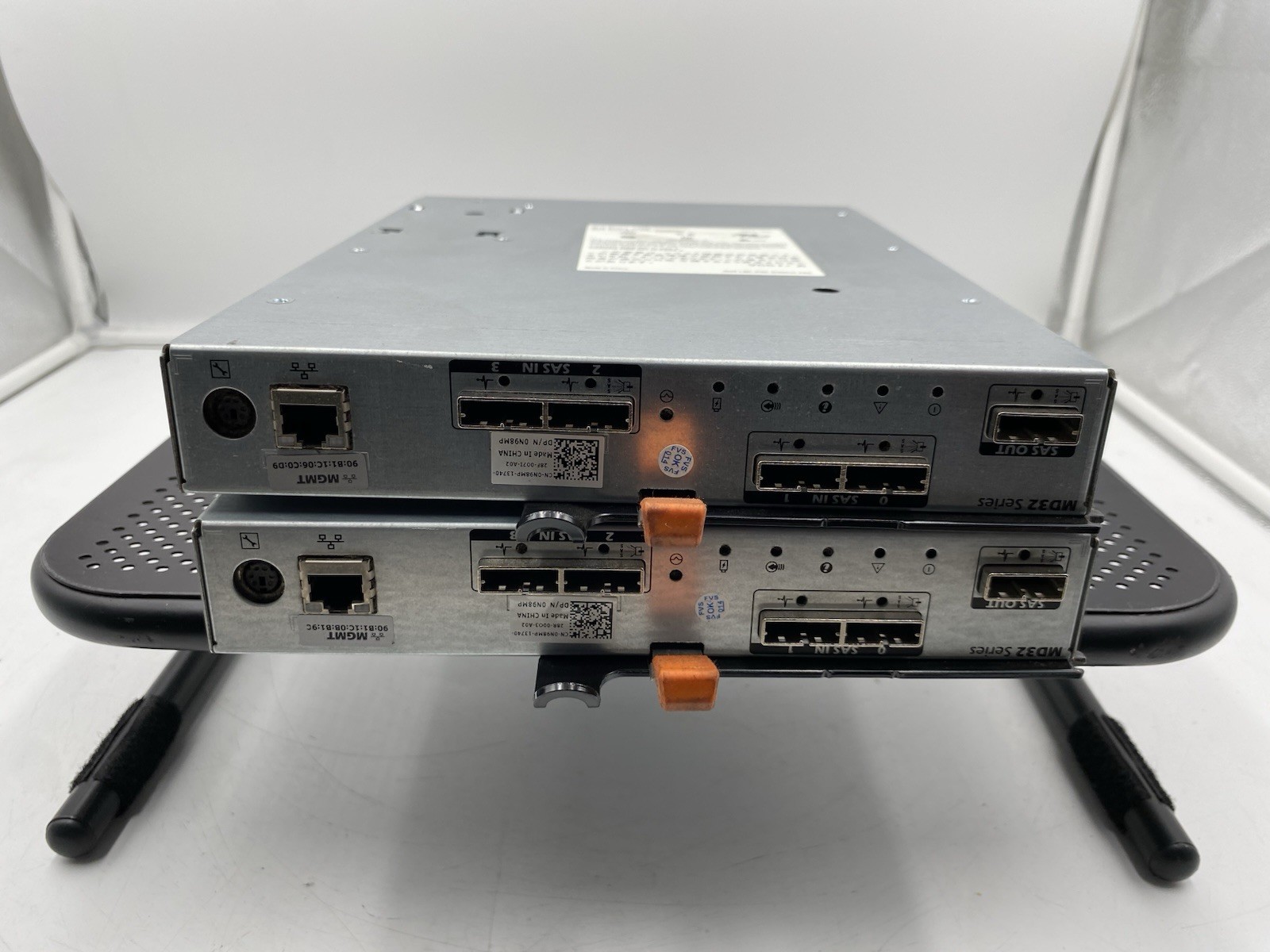 LOT OF 2 Dell E02M PowerVault E02M001 MD32 Series SAS Controller