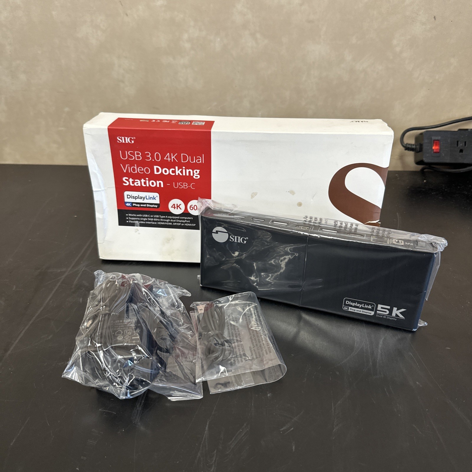 SIIG USB-C 4K Dual Video Docking Station Single 5K Display P/N: JU-DK0411-S1