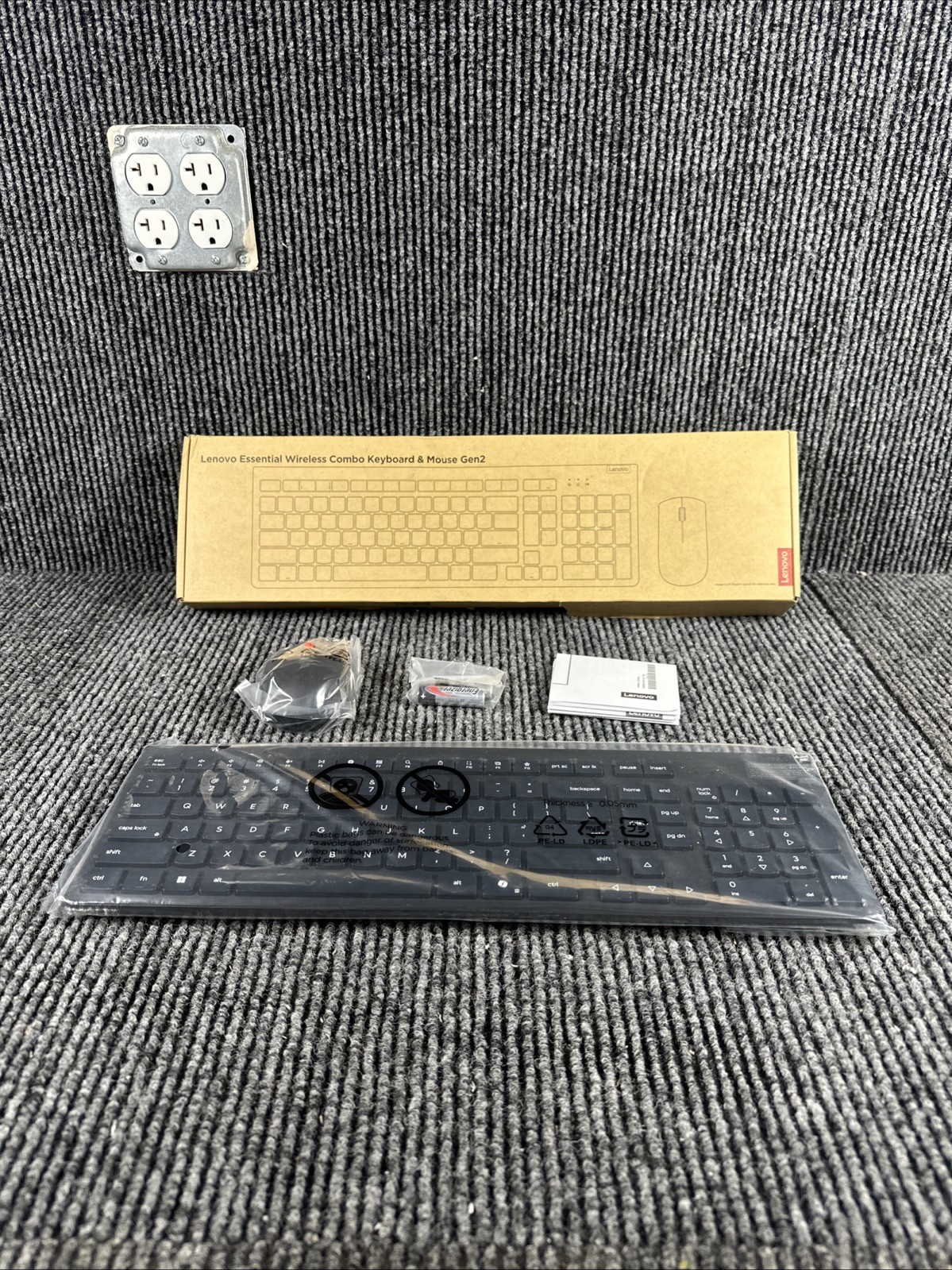 Lenovo Essential Wireless Combo Keyboard & Mouse Gen 2 US English w/ Copilot Key