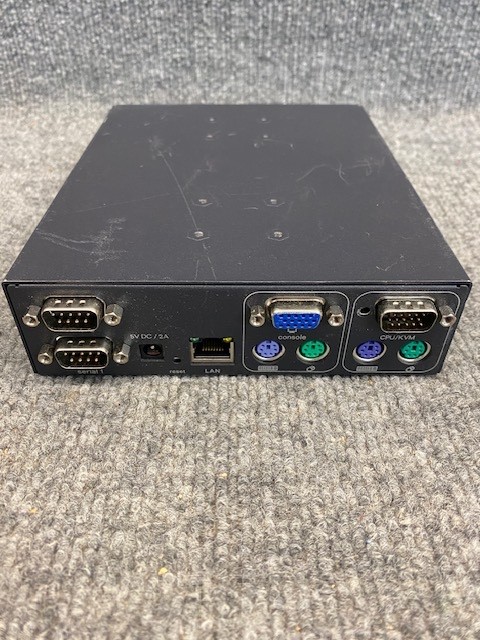 BELKIN OMNIVIEW ENTERPRISE QUAD-BUS SERIES REMOTE IP CONSOLE  F1DE101G